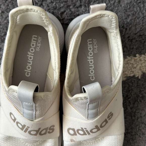 Adidas slip on tennis shoes size 7 - Picture 2 of 3